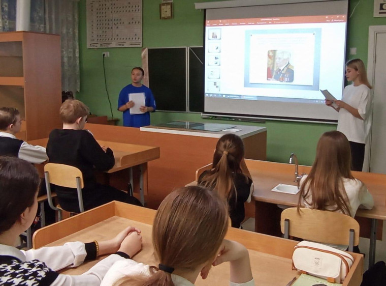 Калашников.