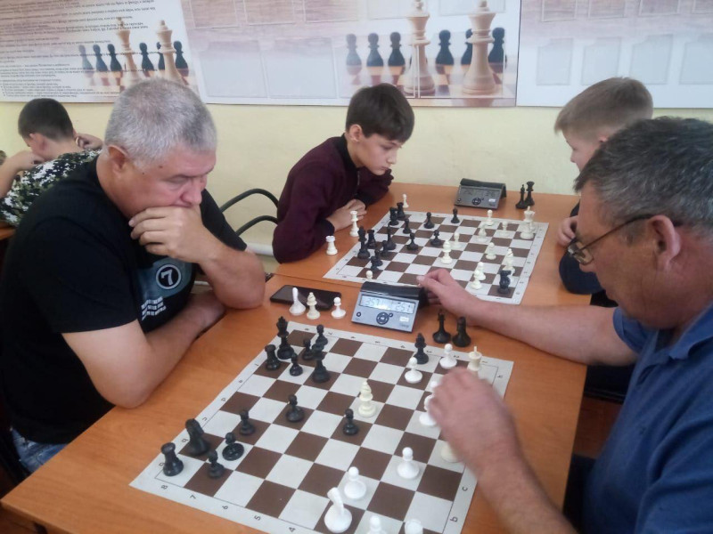 Шахматный турнир посвященный празднику «День Отца».